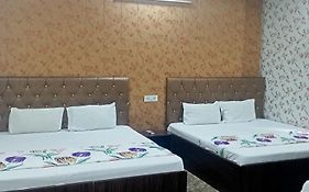 Jindal Homestay-Two Mints Walk From Golden Temple